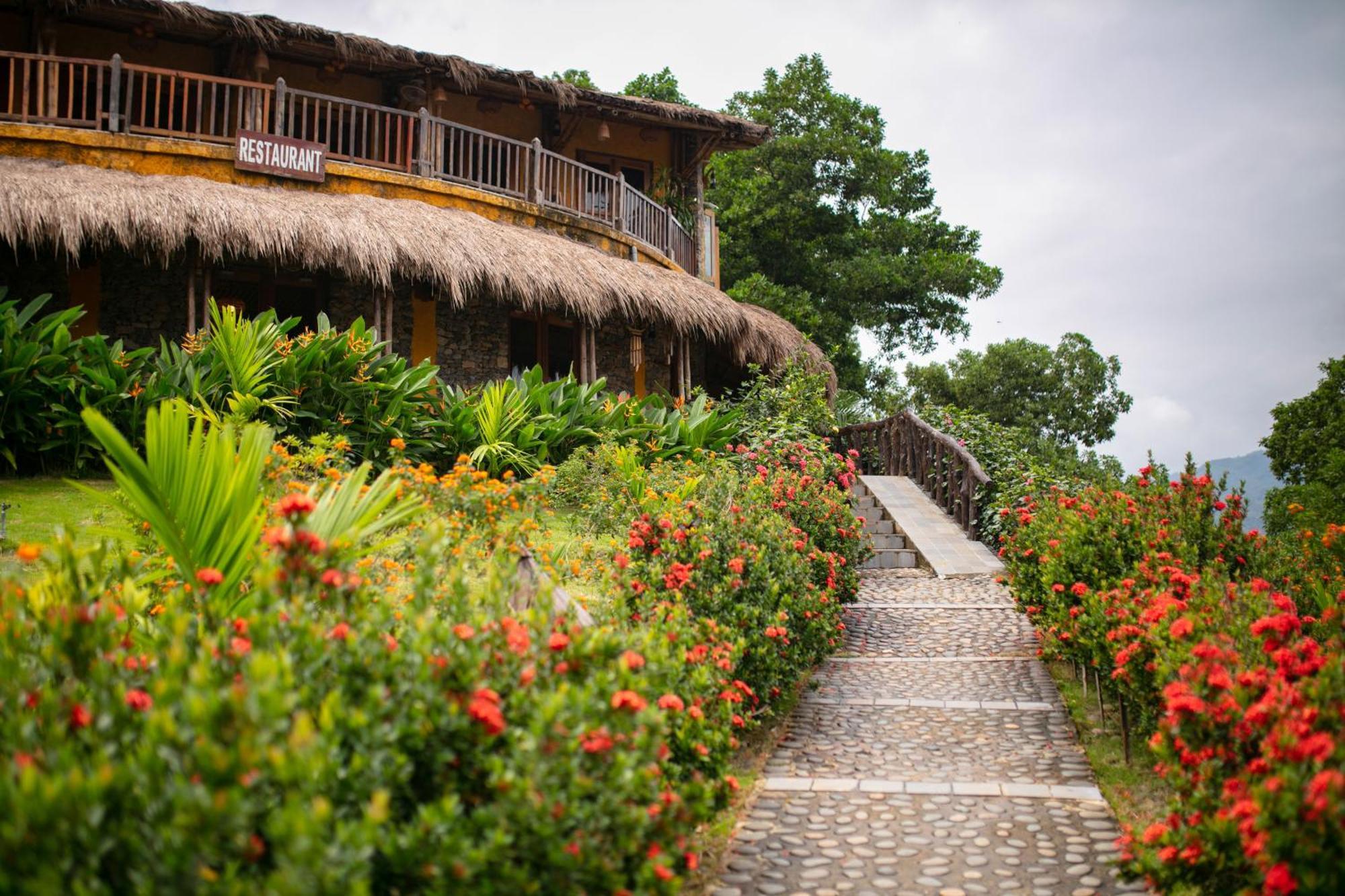 Mai Chau Hideaway Lake Resort Exterior foto